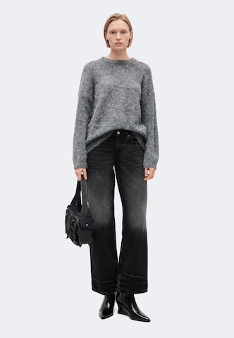 ABOUT YOU Sweater 'Tessy' in Grey