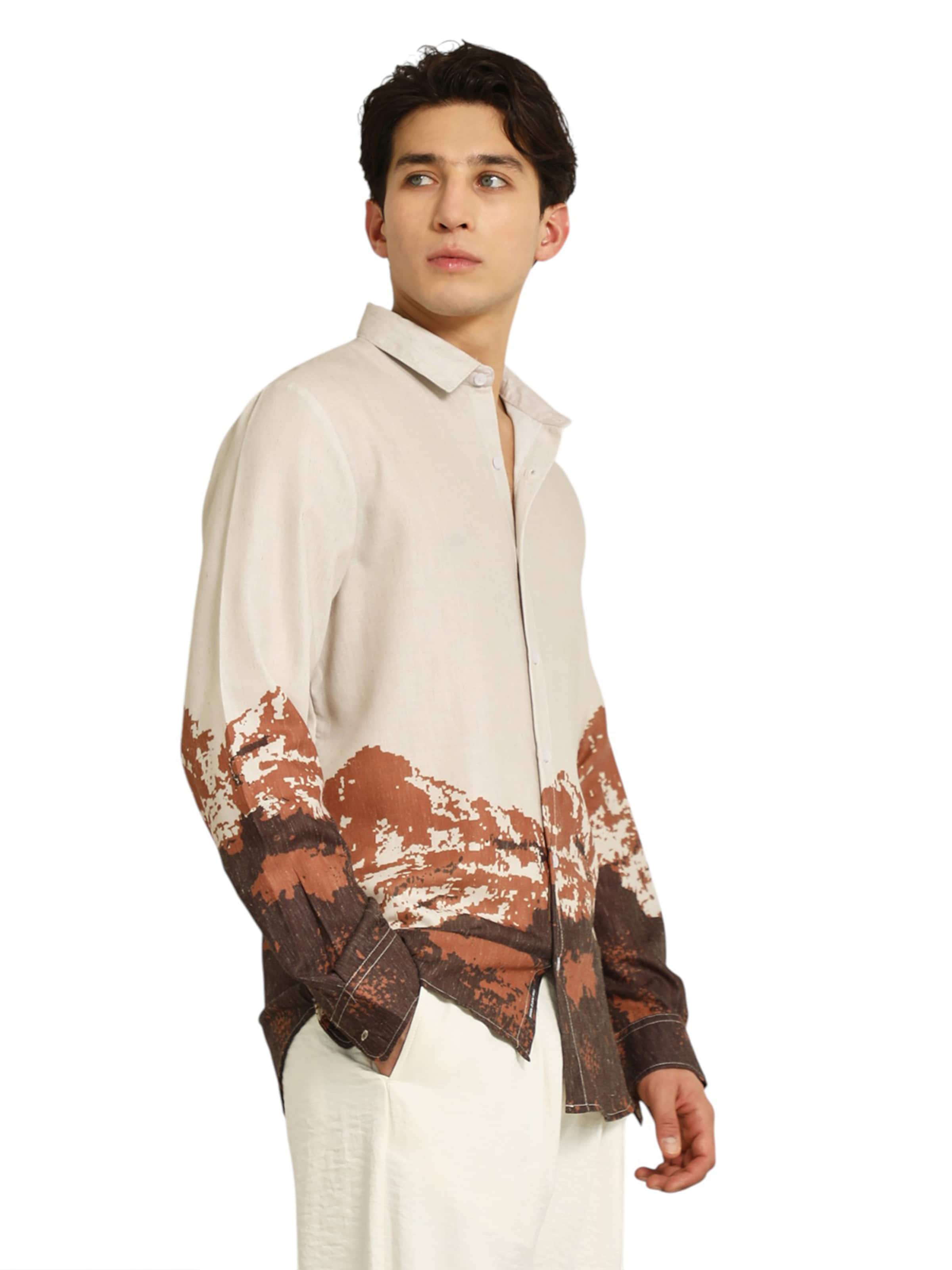 Campus Sutra - Ajuste regular Camisa 'Maren' en beige