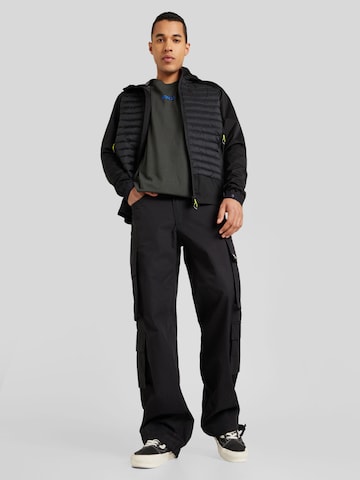 regular Pantaloni cargo 'Island Defender' di Pequs in nero