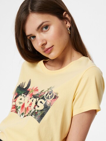 LEVI'S ® Shirt 'The Perfect Tee' in Geel