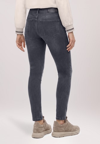 Betty Barclay Slimfit Jeans in Schwarz