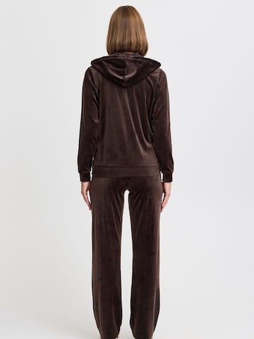 b.young Sweatsuit in Brown