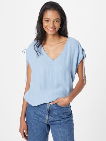 s.Oliver Shirt in Blue: front