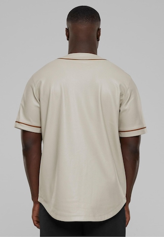 FUBU Regular fit T-shirt i beige