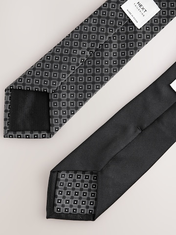 Next - Corbata en negro