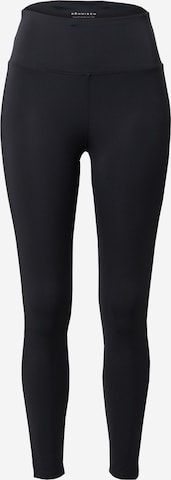 Skinny Pantalon de sport 'KAY' Röhnisch en noir : devant