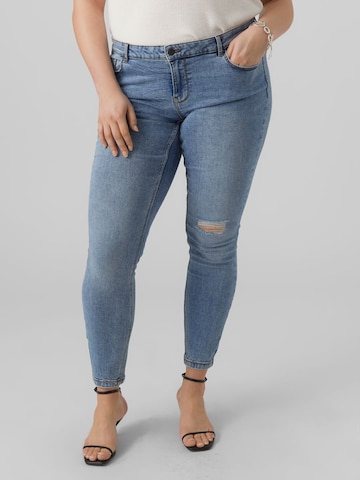 Vero Moda Curve Skinny Jeans in Blue: front