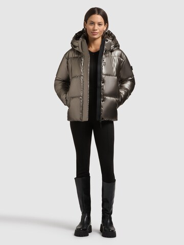 Geacă de iarnă 'Devina2' de la khujo pe maro