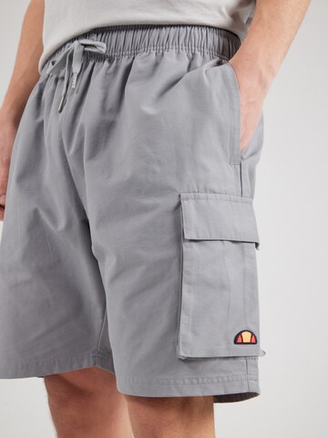 ELLESSE Regular Cargobyxa 'UMANI' i grå