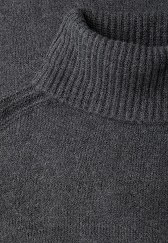 STREET ONE Pullover in Grau