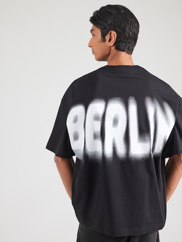 Vertere Berlin T-Shirt 'ENTER THE VOID' in Schwarz