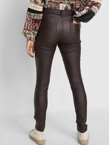 bonprix Slimfit Byxa i brun