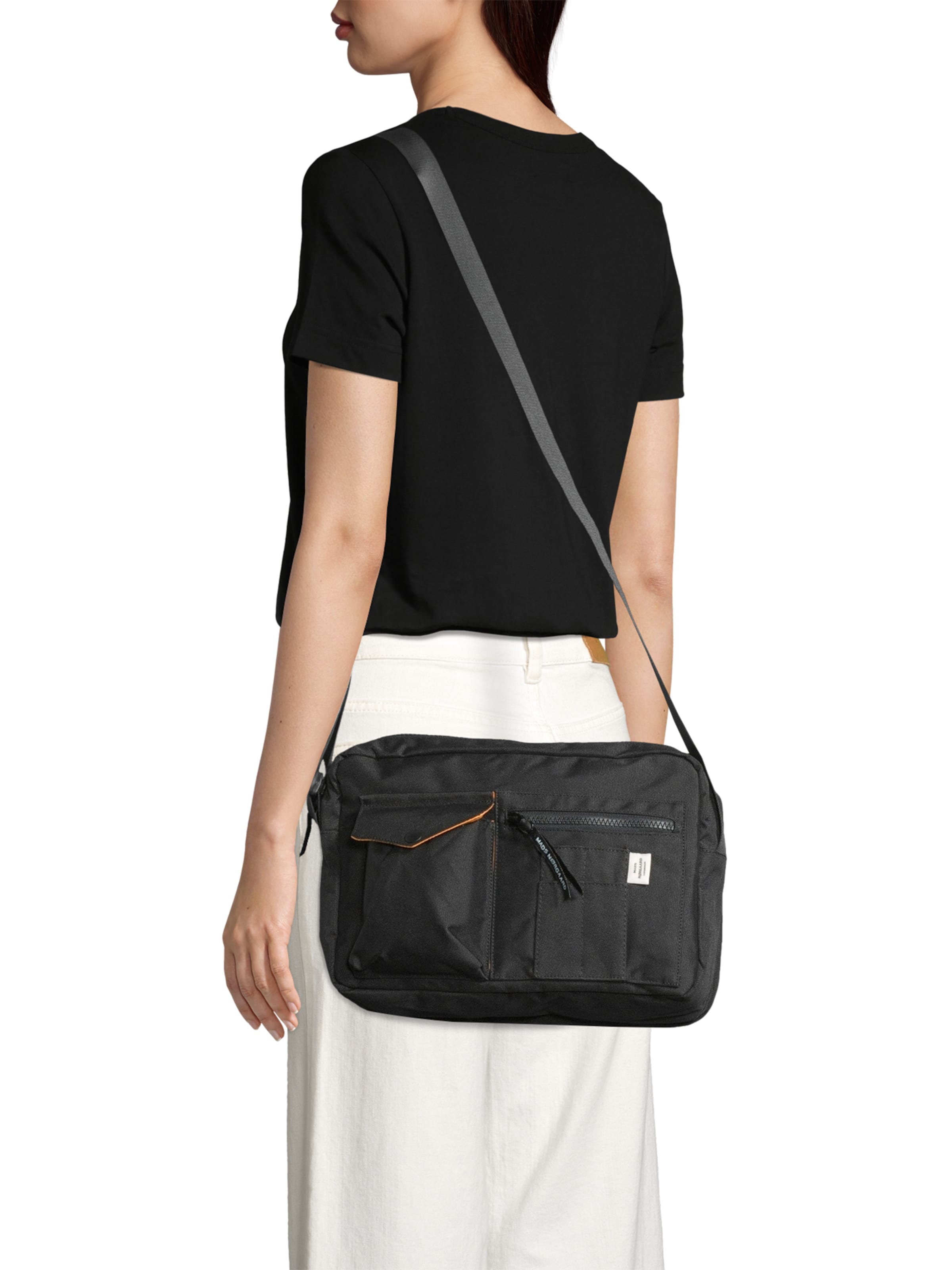 MADS NORGAARD COPENHAGEN Válltáska 'Bel One Cappa' - fekete