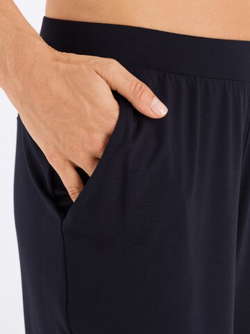 Effilé Pantalon ' Yoga ' Hanro en noir