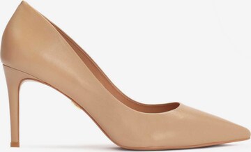 Kazar Pumps in Brown