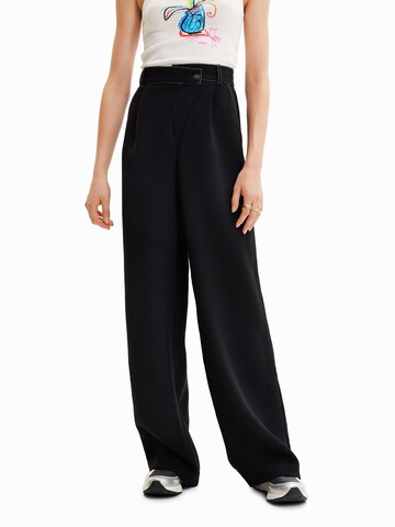 Loosefit Pantalon à pince 'Carmencita' Desigual en noir : devant