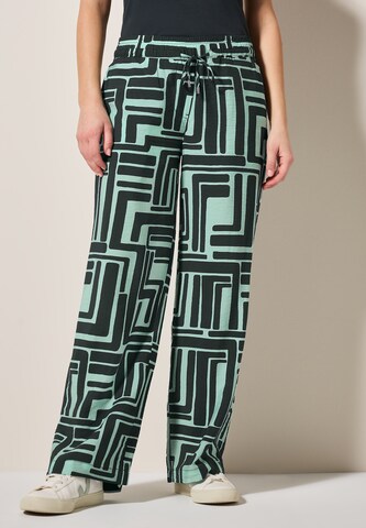 CECIL Loose fit Pants in Green: front