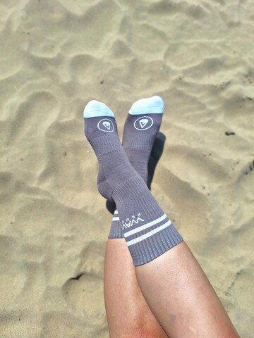 Wave Hawaii Socks ' Cotton Crew ' in Grey