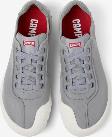 Sneaker bassa 'Path' di CAMPER in grigio