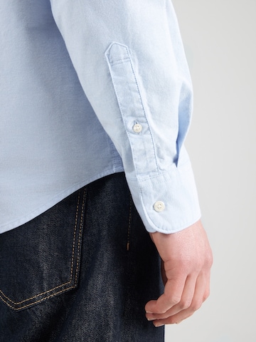 Abercrombie & Fitch - Ajuste confortable Camisa en azul