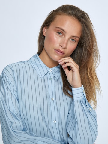 Peppercorn Blouse 'Felia' in Blauw
