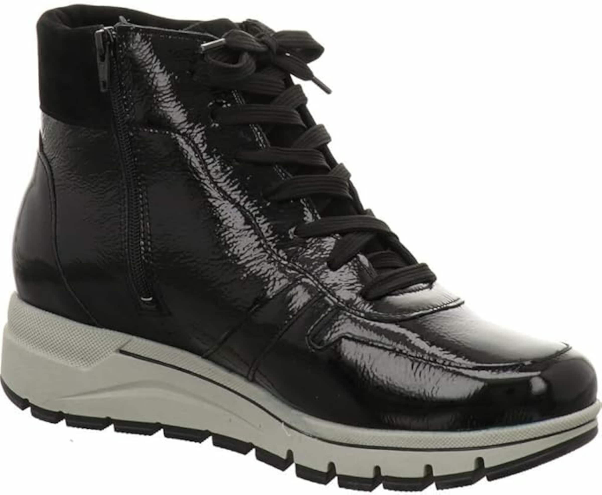 MEPHISTO Lace-Up Boots in Black