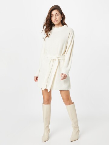GLAMOROUS Kleid in Beige: Vorderseite