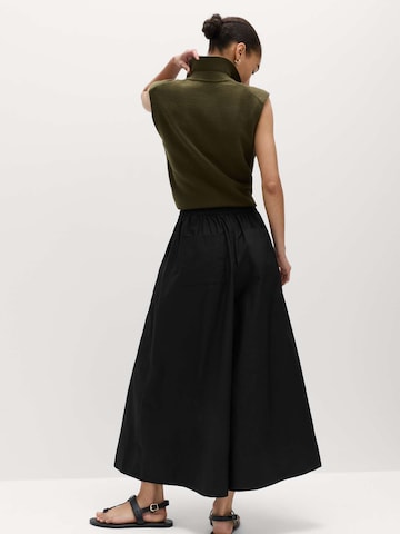 Marks & Spencer Flared Hose in Schwarz