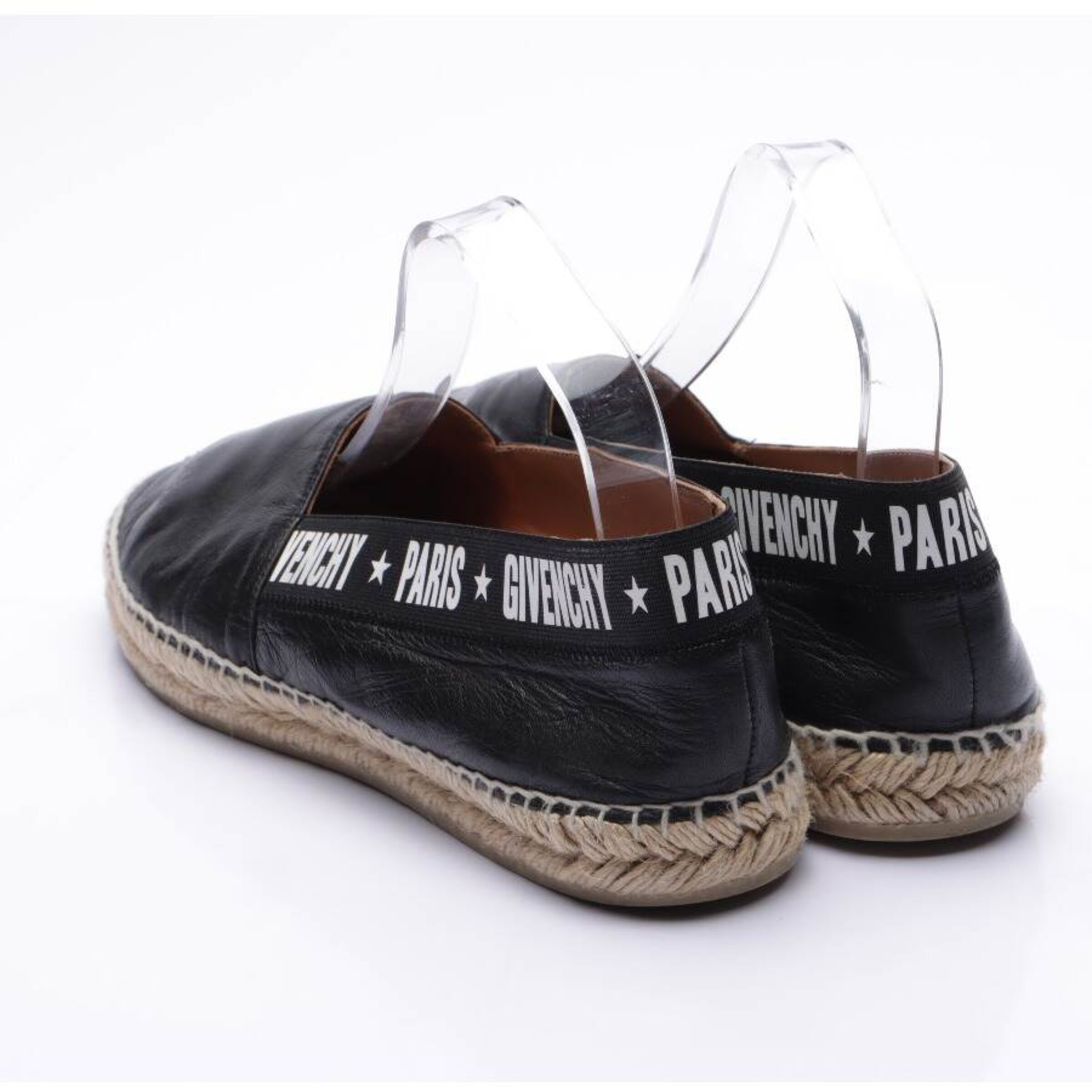 Givenchy Flats & Loafers in 41 in Black