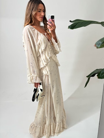 Kamila Šikl Klänning i beige