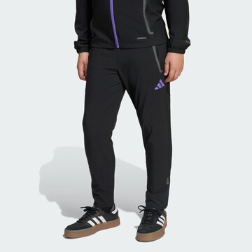 Regular Pantalon de sport 'Manchester United Tiro 25 Competition' ADIDAS PERFORMANCE en noir : devant