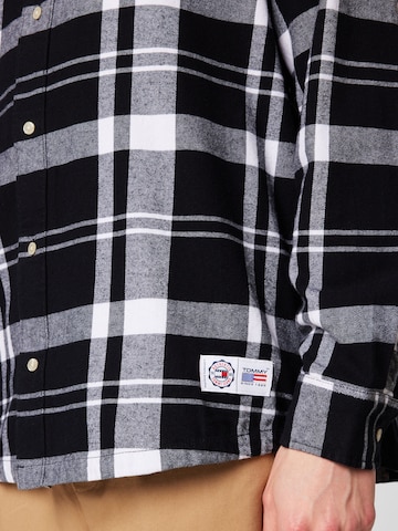 TOMMY HILFIGER Klasický střih Košile – černá