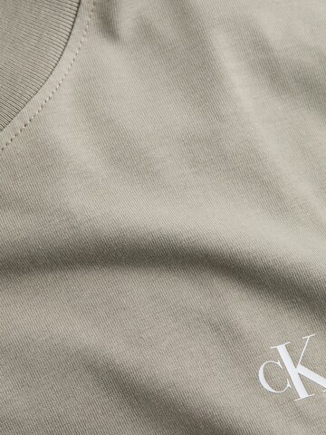 Calvin Klein Jeans Plus Футболка в Серый