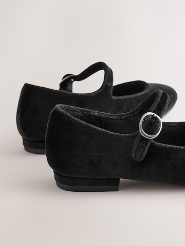 Next Ballerina in Schwarz