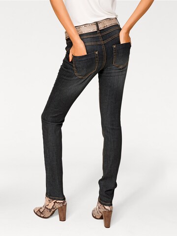 Skinny Jeans di heine in nero