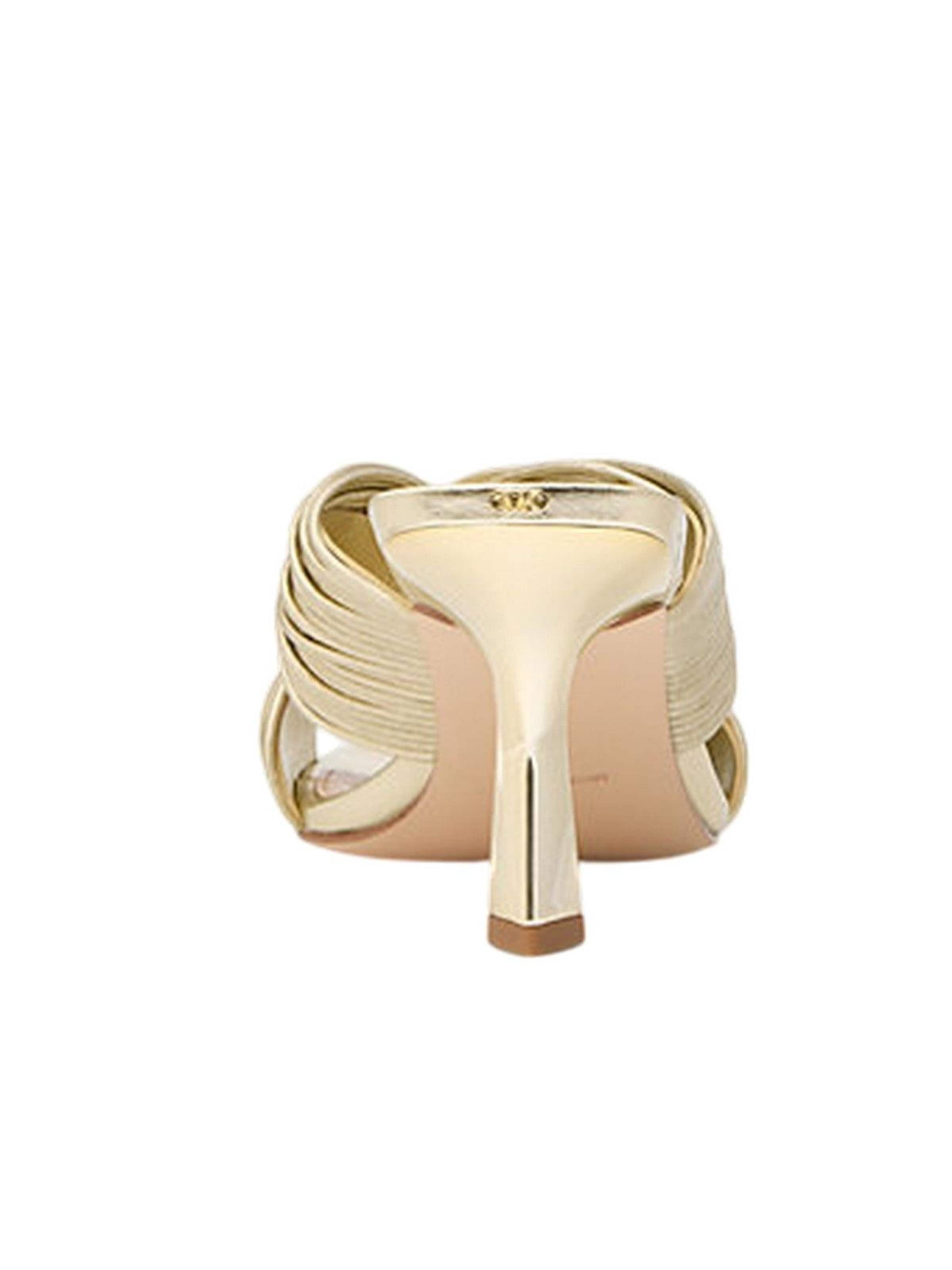 Escarpins Michael Kors en or