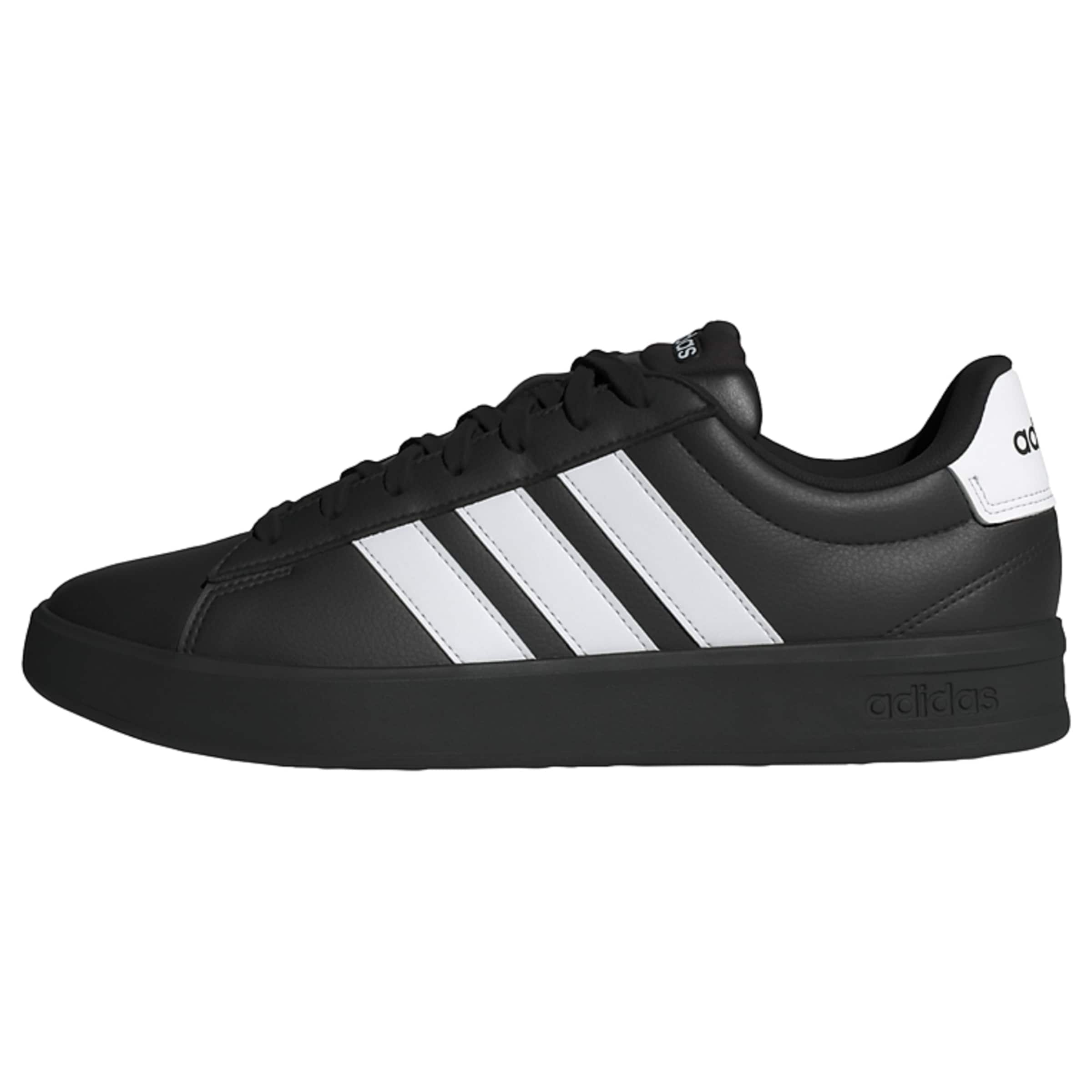 Scarpa sportiva 'Grand Court 3.0' di ADIDAS SPORTSWEAR in nero: frontale