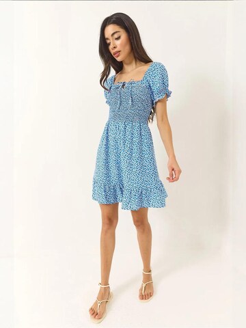 Robe Bianco Lucci en bleu