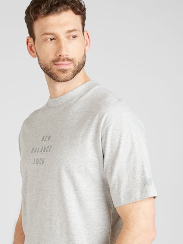 new balance - Camiseta 'Essentials' en gris
