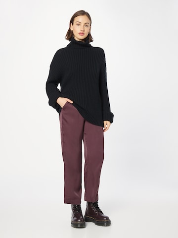 A LOT LESS Loose fit Trousers with creases 'Maggie' in Brown