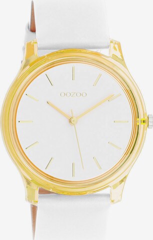 OOZOO Analog Watch in White: front