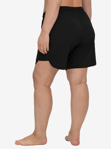 Shorts de bain SHEEGO en noir