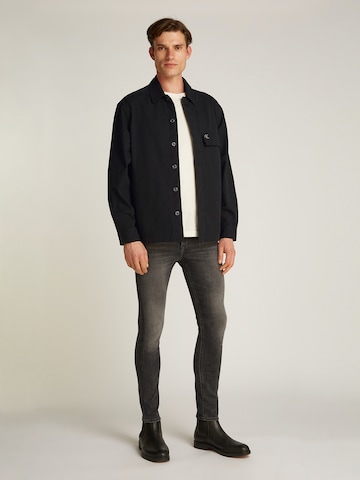 Calvin Klein Jeans Regularny krój Koszula w kolorze czarny