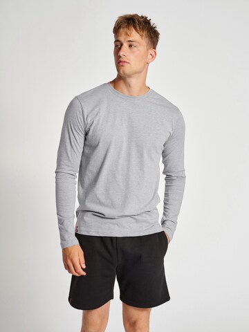 Hummel Shirt in Grau: predná strana