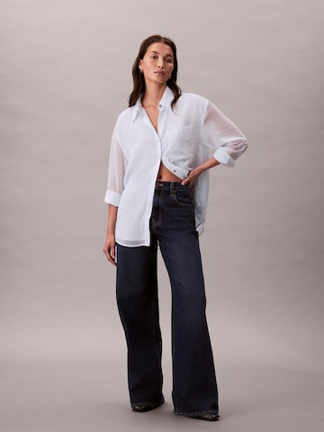Camicia da donna di Calvin Klein in bianco