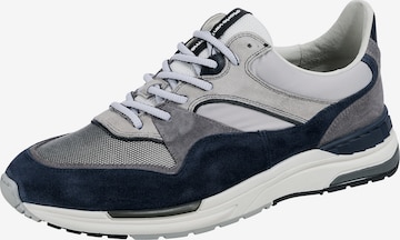 Floris van Bommel Sneakers in Grey: front