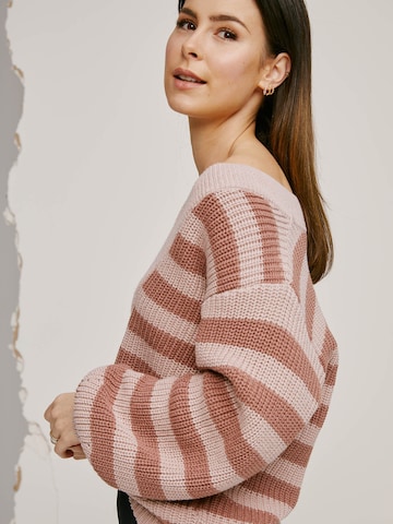 A LOT LESS Sweater 'Rafaela' in Beige