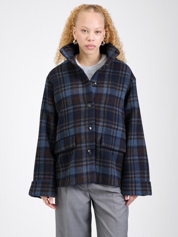 Veste mi-saison 'OBJPAULA' OBJECT en bleu : devant