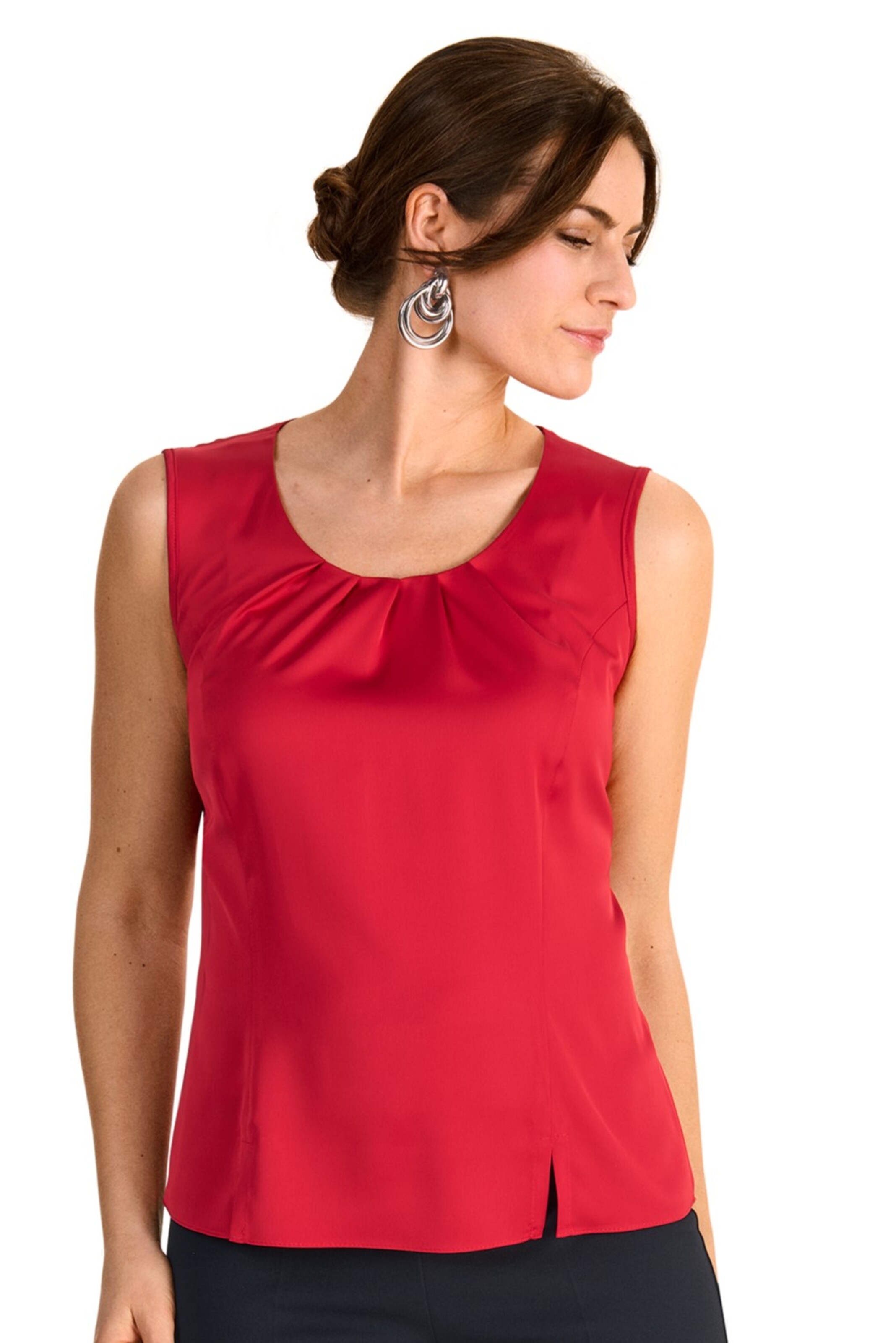 Select By Hermann Lange Top in Red: front