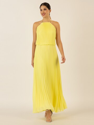 APART Kleid in Gelb
